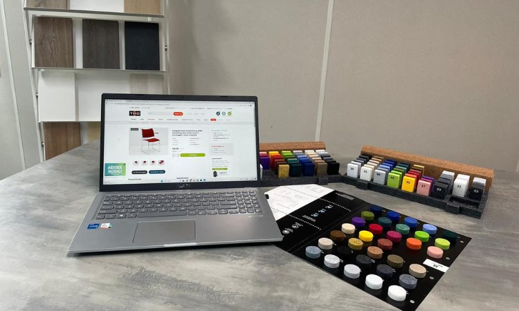 Showroom THO met kleurstalen